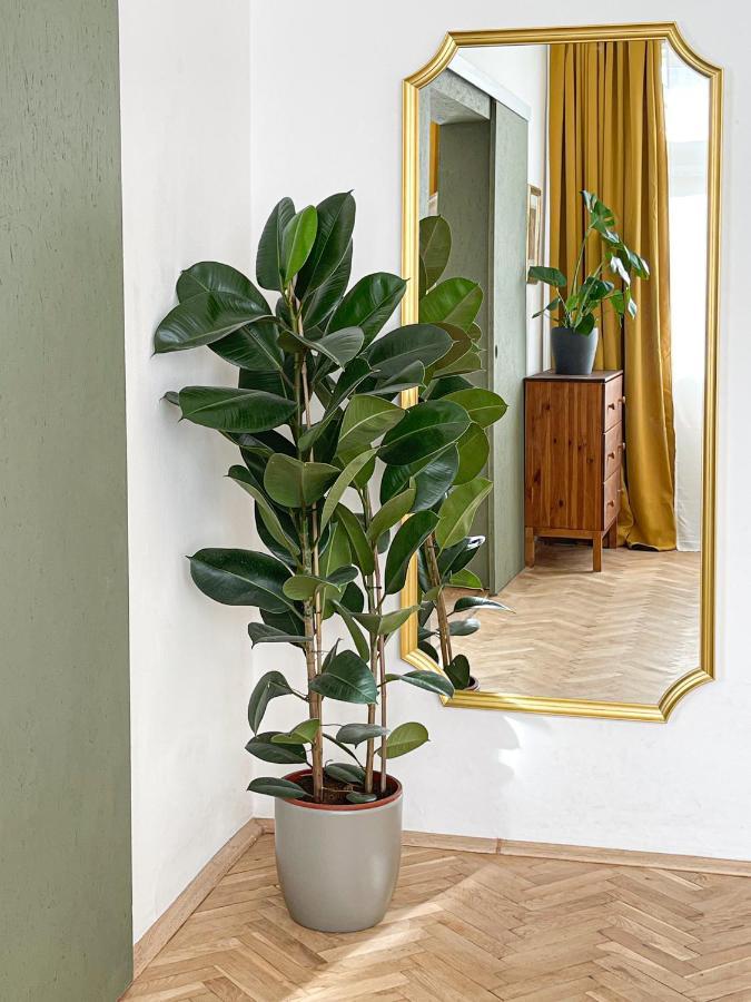 Turnkey I Vintage Terrace Apartamento